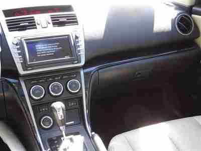 Finance Sedan FWD v6 White Tan Leather Interior Automatic Transmission Alloys AC, image 17