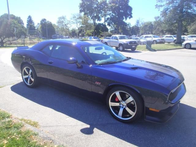 Dodge: challenger srt8