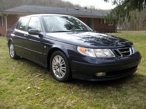 Saab 2005 9-5 sedan real nice most all options runs perfect priced right