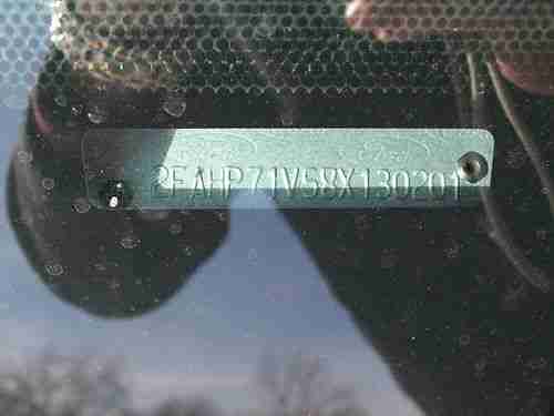 White 2008 Ford Crown Victoria - One Owner, image 5