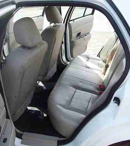 White 2008 Ford Crown Victoria - One Owner, image 7