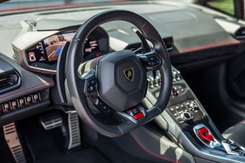 2018 lamborghini huracan lp 580-2