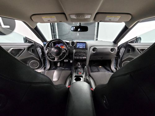 2009 Nissan GT-R Premium Coupe, US $70,800.00, image 11