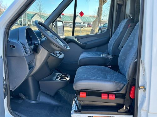 2006 Mercedes-Benz Sprinter 3500 DUALLY, US $24,900.00, image 2