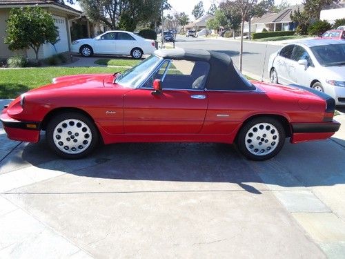 1987 alfa romeo spider "graduate"  under 43,000 miles