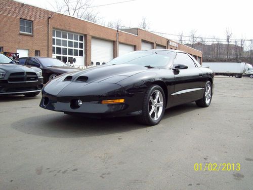 1995 pontiac firebird  6 cyl  5 speed 78k mint-mint-mint   t-tops!