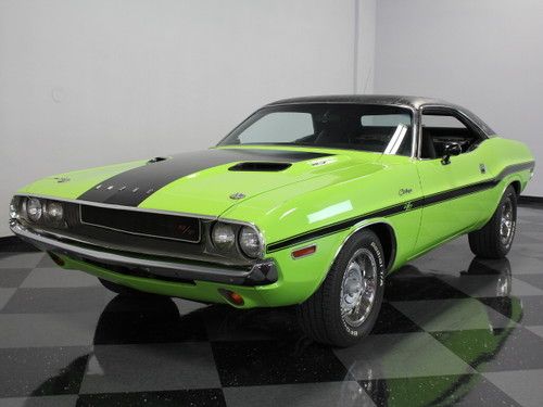 Sublime green 70 challenger r/t se, 440 ci, only 2k miles on a full mechanical r