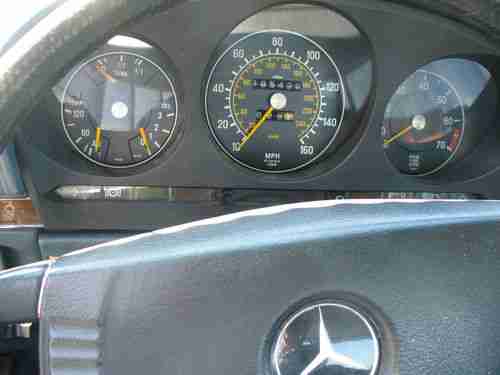 1973 Mercedes Benz 350 SLC   V-8 automatic transmission very haed to fine, image 3