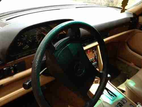 1988 Mercedes-Benz 300SE, image 5