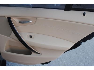 3.0si 3.0L 260 horsepower 3 liter inline 6 cylinder DOHC engine 4 Doors, image 21