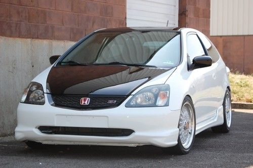 2002 honda civic si hatchback 3-door 2.0l