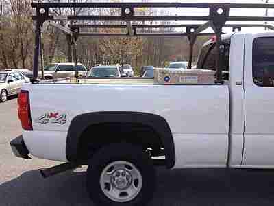 NO RESERVE 4x4 EXT CAB GREAT BED RACK 2500 HD SILVERADO GOOD TIRES CLEAN, image 10