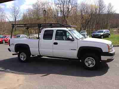 NO RESERVE 4x4 EXT CAB GREAT BED RACK 2500 HD SILVERADO GOOD TIRES CLEAN, image 15