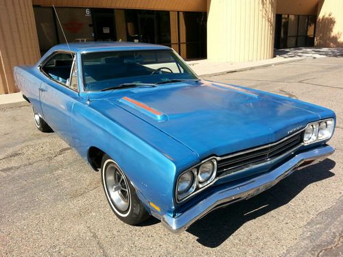 1969 road runner matching #'s 383 4 spd beep beep!! all original condition!