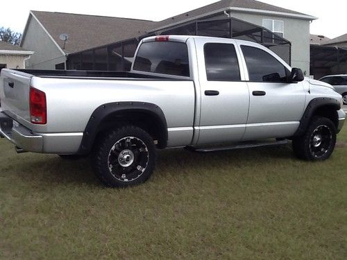2004 dodge ram 1500 slt crew cab pickup 4-door 4.7l