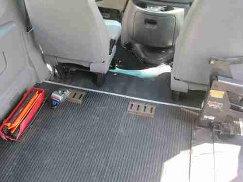 Ford E-350 Wheelchair Van Handicap Van High Top One owner Very low miles 47,938, US $7,998.00, image 14