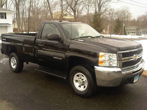 2010 chevrolet silverado 3500hd, 4wd, reg cab.