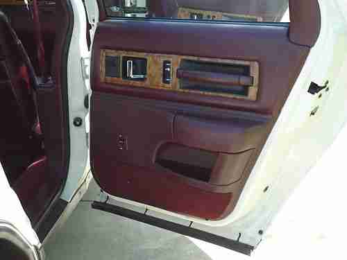 1993 Chevrolet Caprice Classic LTZ Sedan 4-Door 5.7L, US $4,000.00, image 14