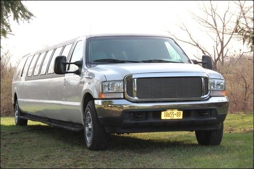 2000 ford excursion limo **  7.3 diesel, rare limousine, affordable, reliable **