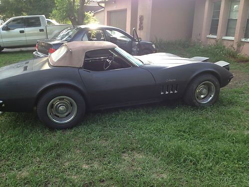 1969 chevrolet corvette base convertible 2-door 5.7l