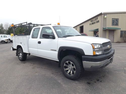 2004 chevy 2500 hd xcab 4x4  6 1/2 ft service/utility body crane bumper 6.0 v8