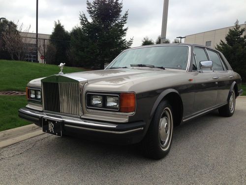 1983 rolls royce spur sedan (chicagoland area l@@k!!!)