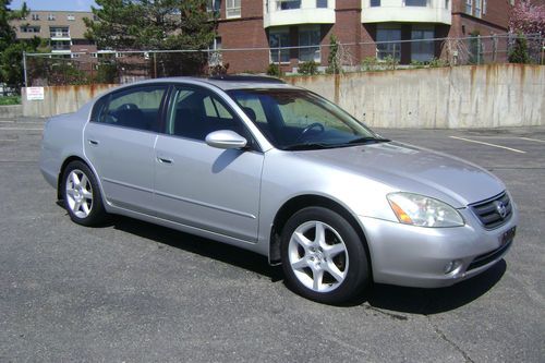 2004 nissan altima se v6 auto sunroof heated seats clean no reserve!!