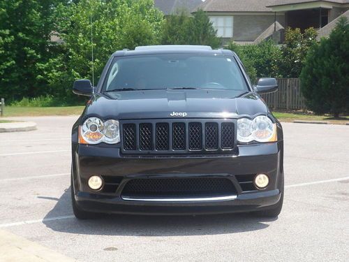 2008 jeep grand cherokee srt-8