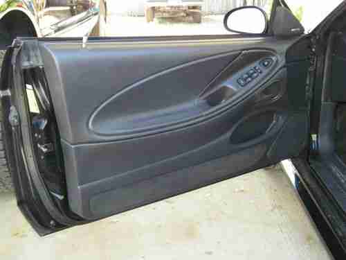 1999 Ford Mustang SVT Cobra Convertible 2-Door 4.6L, image 10