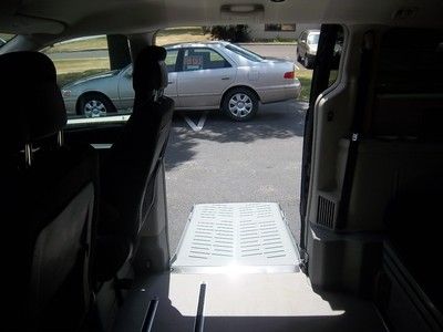 * HANDICAP ACCESSIBLE WHEELCHAIR VAN * AMERIVAN SIDE ENTRY RAMP * POWER KNEEL *, image 10
