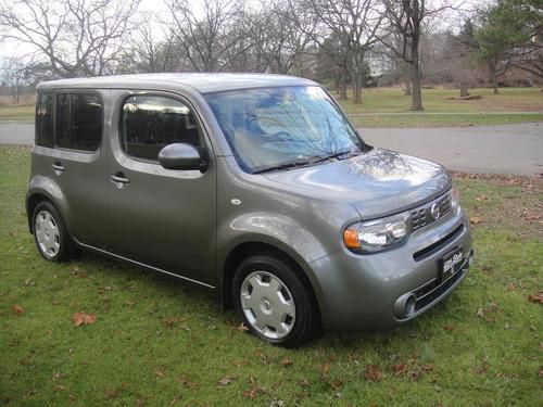 2010 nissan cube in great condition low low reserve