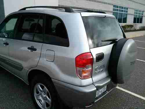 2003 Toyota RAV4 Base Sport Utility 4-Door 2.0L, US $8,995.00, image 3