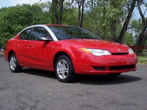 2004 saturn ion 2 automatic 4-door coupe, 2 owner, no accidents, mint, must see