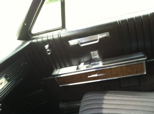 1967 Lincoln Continental Triple Black  Suicide doors, image 18
