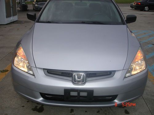 2005 Honda Accord DX Sedan 4-Door 2.4L;---- NO RESERVE $1; ONE OWNER---GREAT CAR, image 2