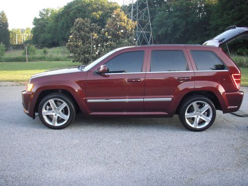 2007 jeep grand cherokee srt8 sport utility 4-door 6.1l