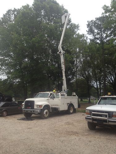 bucket truck, image 2