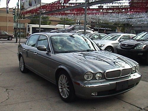 2006 jaguar xj8l - 42,600 miles - navigation - great condition - low miles