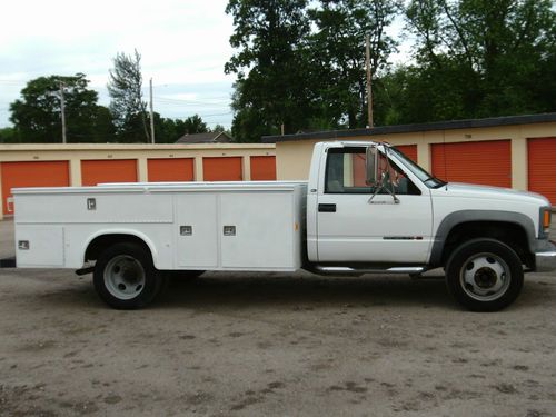 1999 chevy gmc 3500 11ft utility box 6.5l diesel