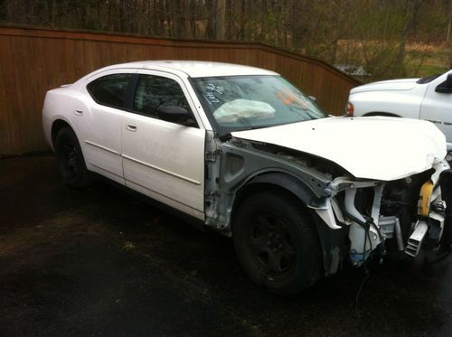 2010 charger hemi 5.7 police car runs 80k dropout engine whole car salvage