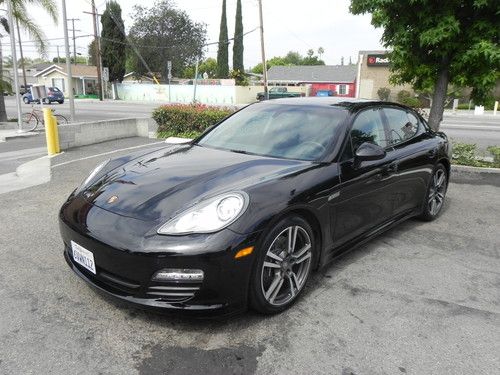 2012 porsche panamera like new low miles