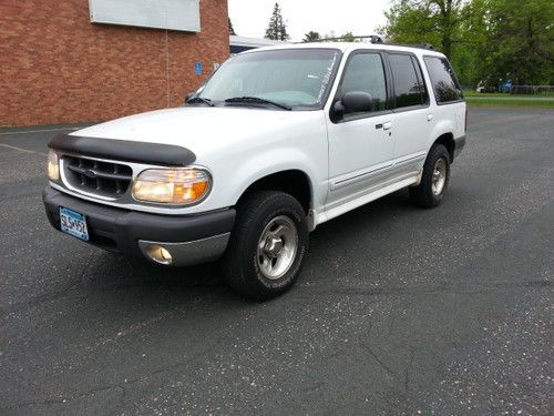 ~~no reserve 1999 ford explorer xlt 4wd~~