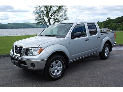 2011 nissan frontier sv premium 4wd 4x4 crew cab stunning 1 owner warranty look