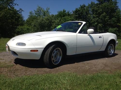 1993 mazda mx-5 miata perfect rust free!!