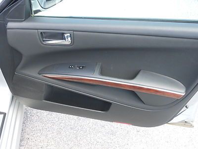 SUPER CLEAN LUXURY SEDAN W/ NO RESERVE!!!! HIGH BID WINS IT!!!!, image 19