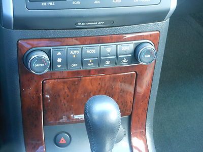 SUPER CLEAN LUXURY SEDAN W/ NO RESERVE!!!! HIGH BID WINS IT!!!!, image 26