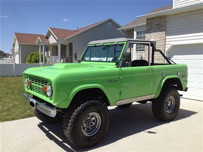 1972 ford bronco++302 motor++auto trans++mechanically sound++must see++more