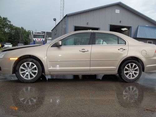 2006 mercury milan base sedan 4-door 3.0l-wrecked/repairable-deer hit-all facial