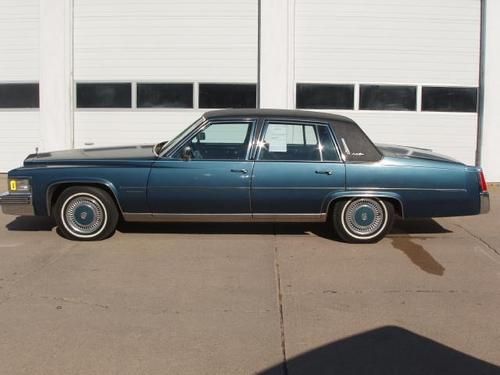 1977 cadillac fleetwood brougham