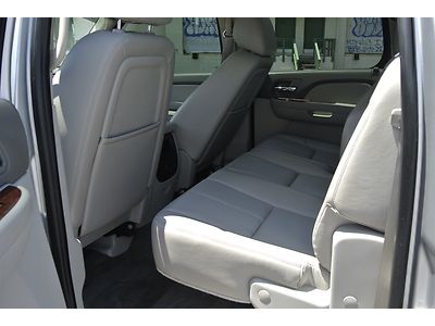 2011 Chevrolet Silverado LTZ 3500HD Dura Max 6.6 Allison Transmission, image 26